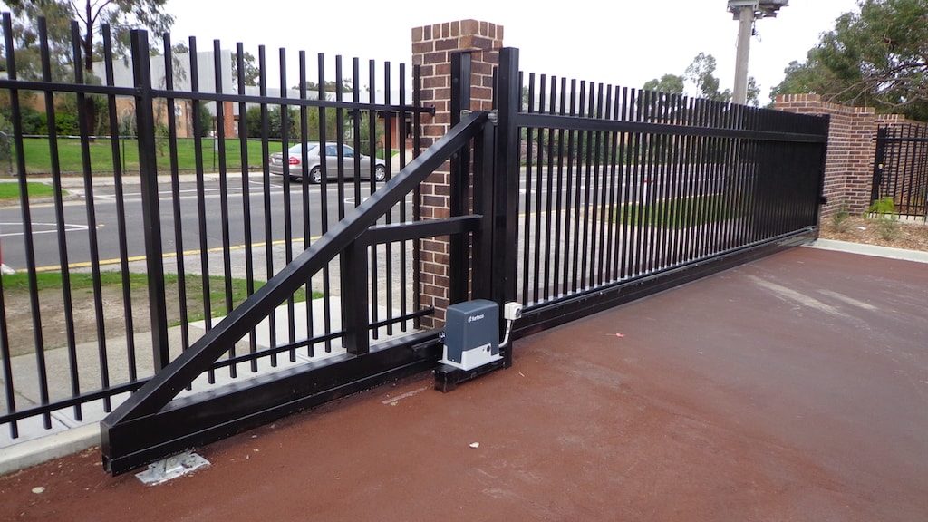 Cantilever gate manufacturers in chennai